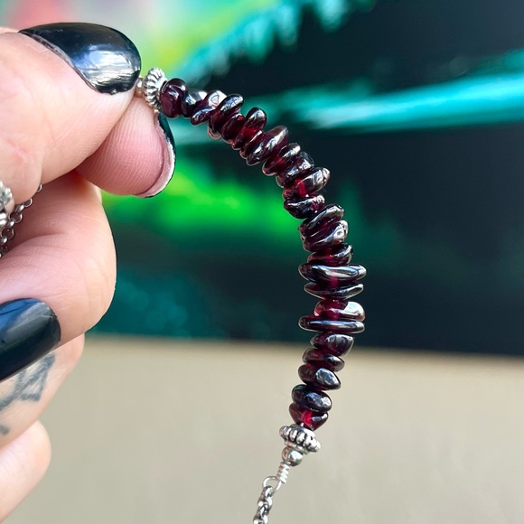 Set ! Dark red garnet snowflake necklace + earrings winter xmas set - Picture 9 of 14